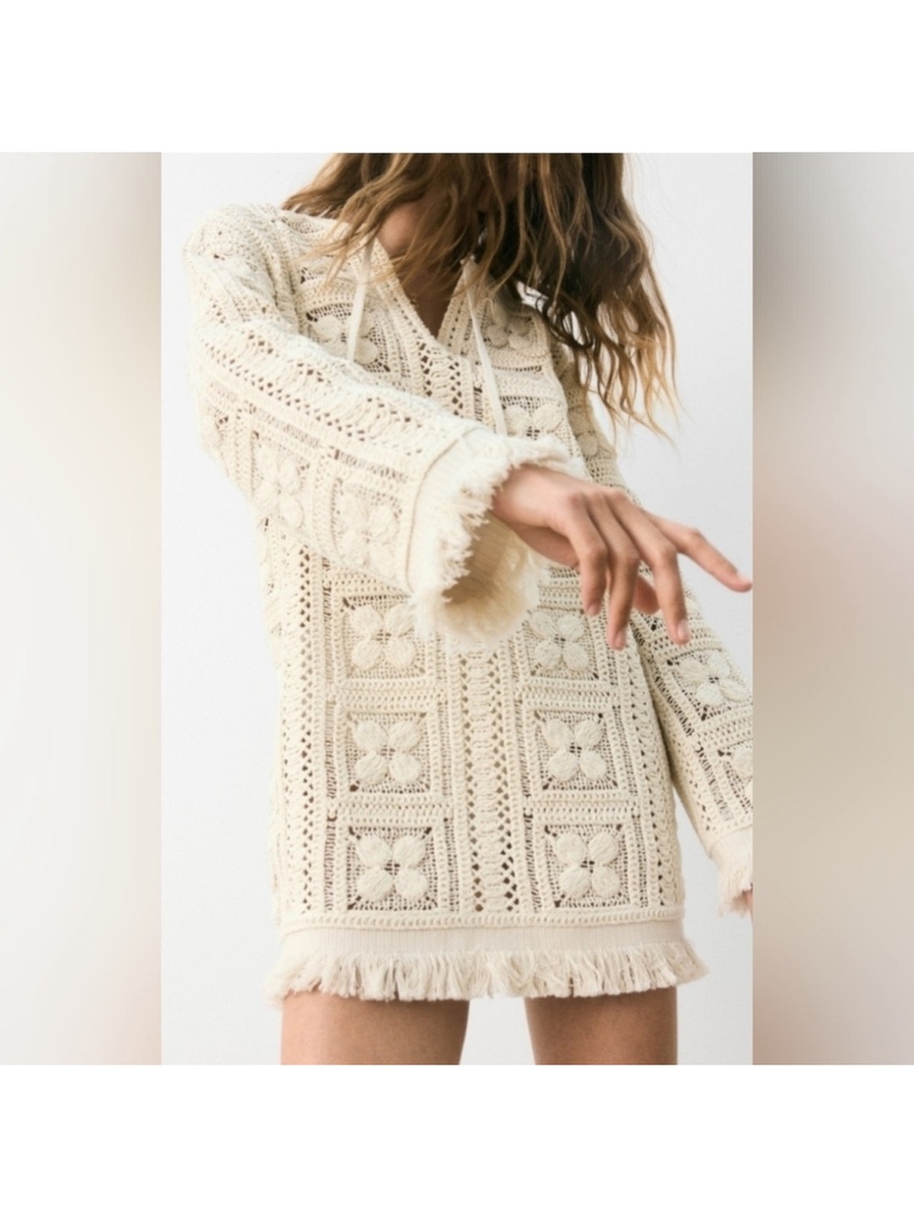 H&M Cream Crochet V-Neck Sweater with Fringe